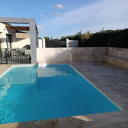 Charmant Studio Avec Piscine Villemoustaussou Exterior foto
